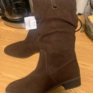 Women's Brown Suede Boots